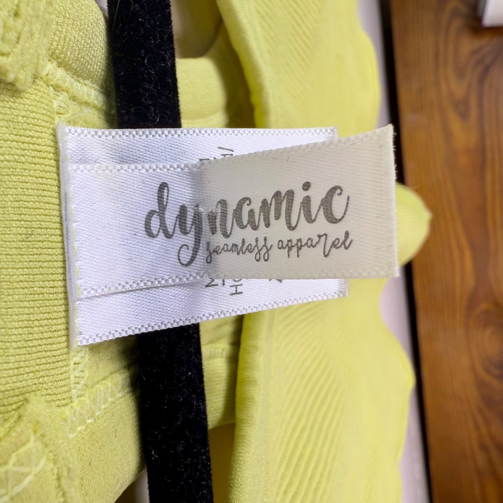 Dynamic Seamless Lime Ribbed Bodysuit | One Size - Picture 5 of 11